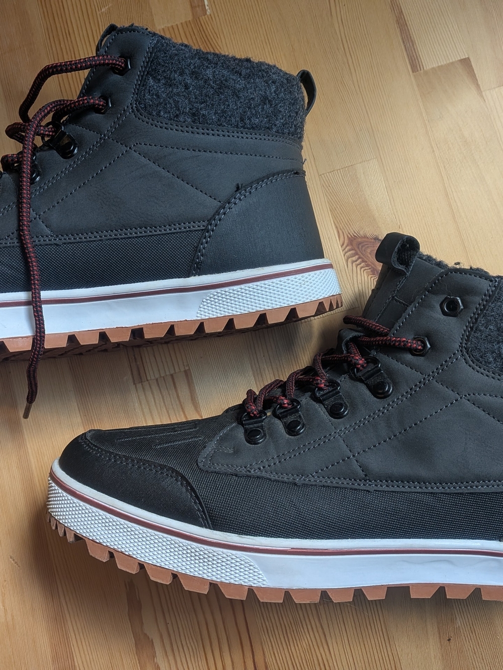 Men's Black High-Top Winter Sneakers - Lace-Up Casual Boots